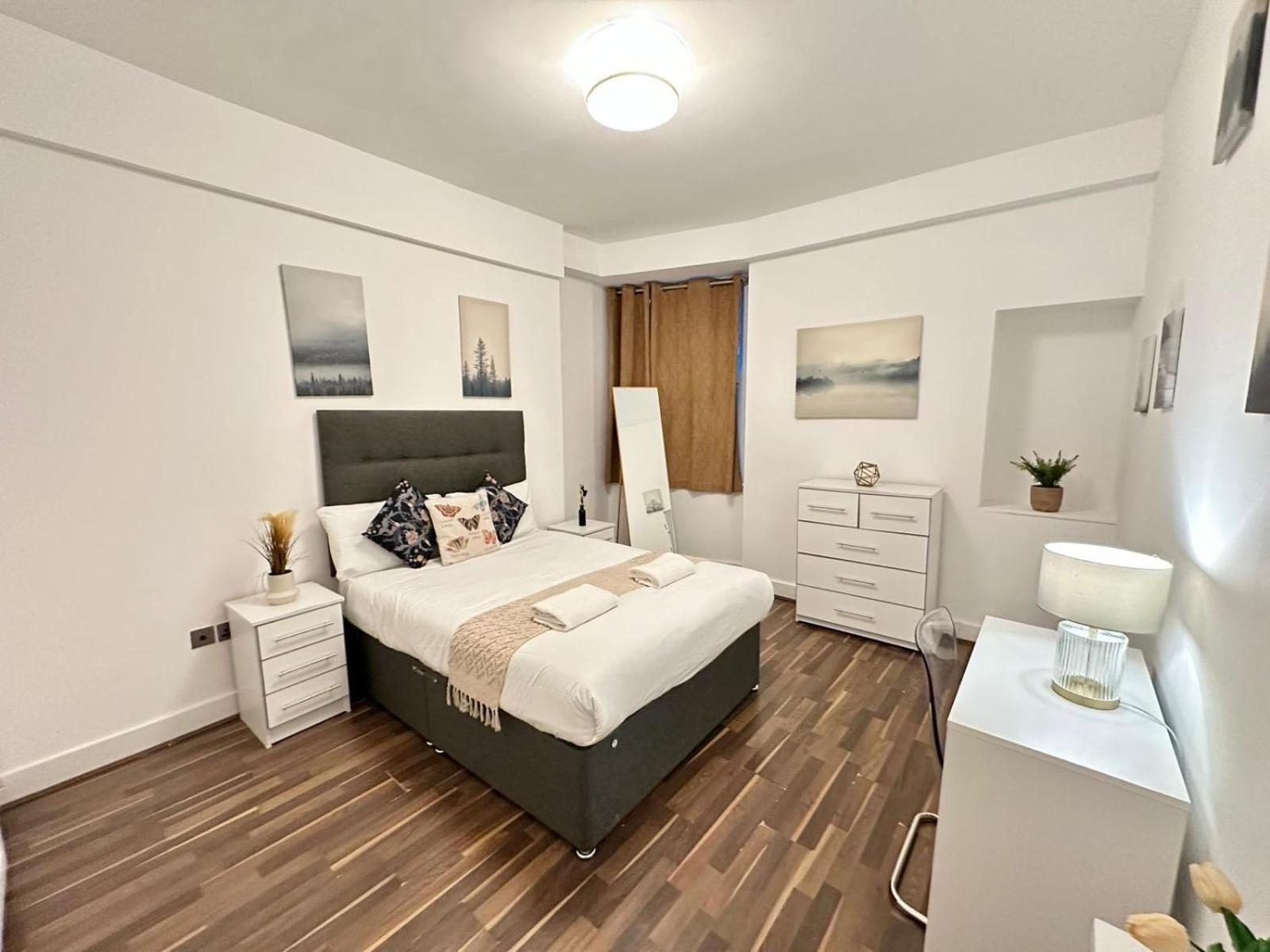 Family Four Bedroom Near Oxford Street *